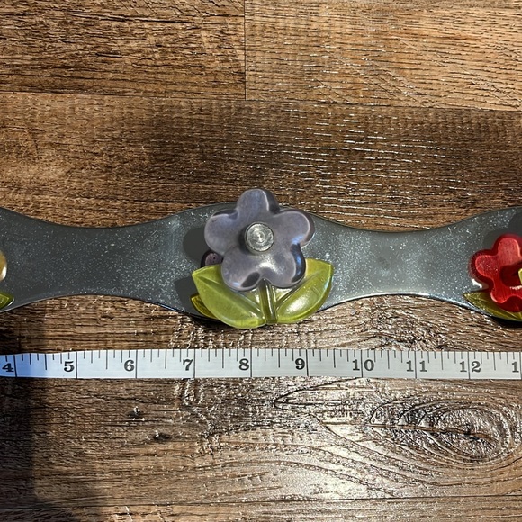 EUC Wall Mounted Coat Hook - Picture 3 of 4